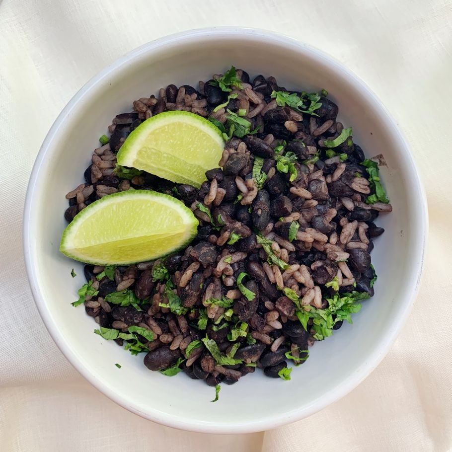 rice-and-beans-con-cilantro