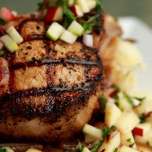 chuletas-con-salsa-de-manzanas-y-perejil
