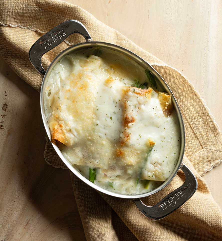 lasagnas-individuales-de-espárragos-y-prosciutto