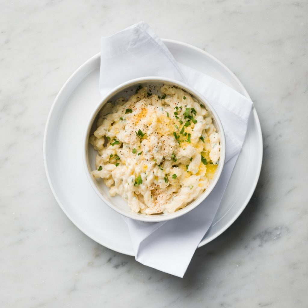 pasta-con-crema-de-ajos