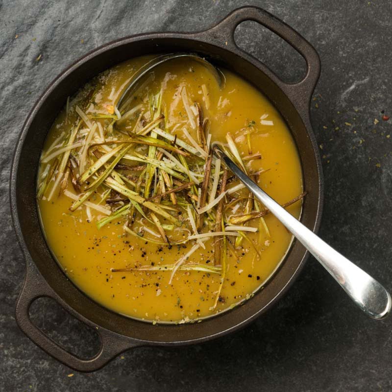 sopa-de-camotes-con-puerros