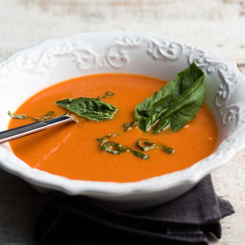 sopa-de-tomate-y-albahaca