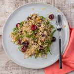 ensalda-de-quinoa-con-cerezas-y-espinaca