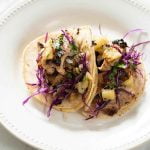Tacos-de- pollo-con-naranja-y-sriracha-sq