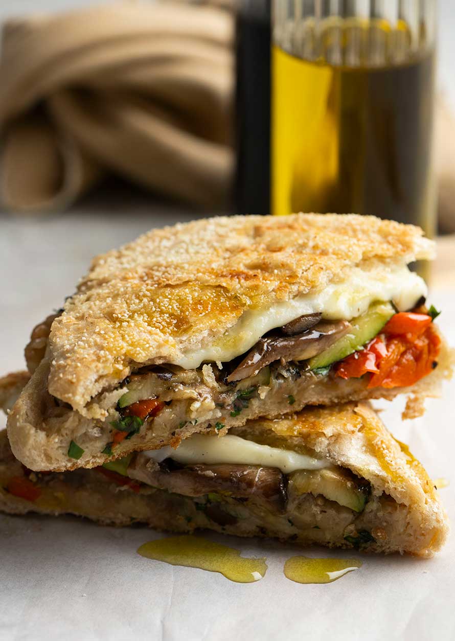 panini-de-vegetales-rostizados-con-vinagreta-de-jerez