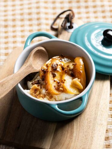 queso-de-cabra-con-manzanas