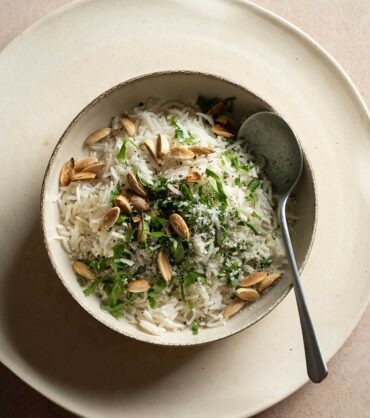 arroz-basmati-con-almendras-y-hierbas